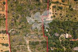 2 ruins on 37,890 m² of land with fabulous sea views, near Moncararpacho 2 ruins on 37,890 m² of land with fabulous sea views, near Moncararpacho