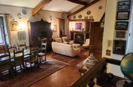 Luxury 5 Bed Country Villa for Sale In Salsomaggiore Parma