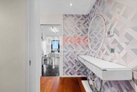 Fantastic 4 Bedroom Apartment in a Privileged Area of Funchal Fantastic 4 Bedroom Apartment in a Privileged Area of Funchal