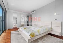 Fantastic 4 Bedroom Apartment in a Privileged Area of Funchal Fantastic 4 Bedroom Apartment in a Privileged Area of Funchal