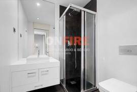 Fantastic 4 Bedroom Apartment in a Privileged Area of Funchal Fantastic 4 Bedroom Apartment in a Privileged Area of Funchal