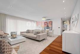 Fantastic 4 Bedroom Apartment in a Privileged Area of Funchal