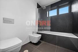 Fantastic 4 Bedroom Apartment in a Privileged Area of Funchal Fantastic 4 Bedroom Apartment in a Privileged Area of Funchal