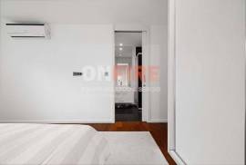 Fantastic 4 Bedroom Apartment in a Privileged Area of Funchal Fantastic 4 Bedroom Apartment in a Privileged Area of Funchal