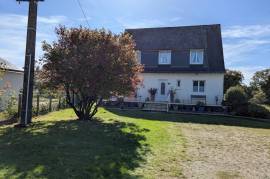 Houses for sale - 6 rooms - 136 m2 - PLEUCADEUC - (56140) Houses for sale - 6 rooms - 136 m2 - PLEUCADEUC - (56140)