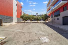 Tavira – Secure underground 28m² private garage close to town centre Tavira – Secure underground 28m² private garage close to town centre