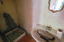 Pretty Small Stone House To Renovate With A Potential Of 80 M2 Of Living Space And 2 Gardens.