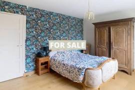 Lovely Cottage by the Coast