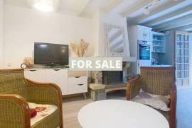 Lovely Cottage by the Coast