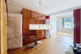 Detached House with Garden Detached House with Garden