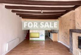 Town House with Garden and Garage