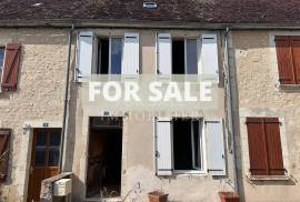 Town House with Garden and Garage