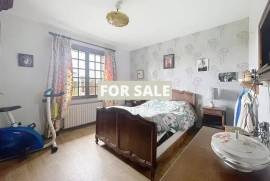 Detached Country House with Outbuilding Detached Country House with Outbuilding