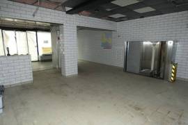 Commercial Premises in Heart of Town