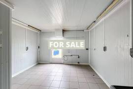 Business Premises with Accommodation Business Premises with Accommodation