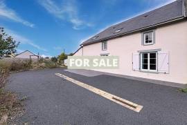 Country House with Lots More Potential