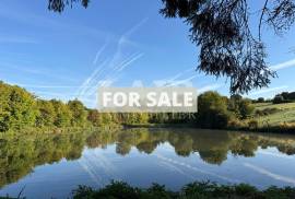 Leisure Lake in the Lovely Countryside