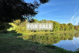 Leisure Lake in the Lovely Countryside