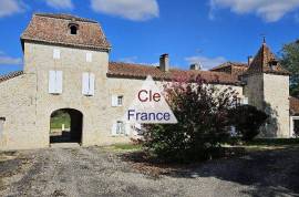 Magnificent Period Property with Towers Magnificent Period Property with Towers