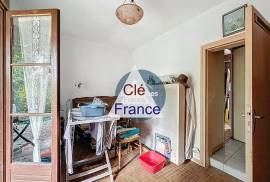 Former Restaurant Business with Lots of Accommodation