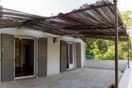 Detached Villa with Pool, Jacuzzi and Sauna Detached Villa with Pool, Jacuzzi and Sauna