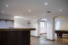 Detached Villa with Pool, Jacuzzi and Sauna Detached Villa with Pool, Jacuzzi and Sauna