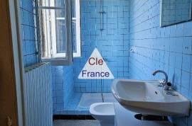 Town House in Rural Village with Counrtyard Town House in Rural Village with Counrtyard