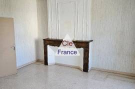 Town House in Rural Village with Counrtyard Town House in Rural Village with Counrtyard