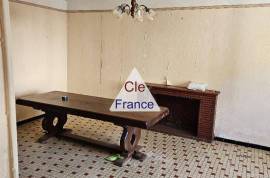 Town House in Rural Village with Counrtyard Town House in Rural Village with Counrtyard