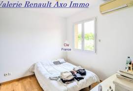 Beautiful Villa with Swimming Pool Beautiful Villa with Swimming Pool