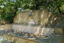 Beautiful Renovations and Original Character Beautiful Renovations and Original Character