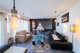 Rognes - Ensemble Immobilier - Piscine - Carport - Terrain 4000 M2 - Possibilite Detachement - 1 20 Rognes - Ensemble Immobilier - Piscine - Carport - Terrain 4000 M2 - Possibilite Detachement - 1 20