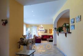 Rognes - Ensemble Immobilier - Piscine - Carport - Terrain 4000 M2 - Possibilite Detachement - 1 20 Rognes - Ensemble Immobilier - Piscine - Carport - Terrain 4000 M2 - Possibilite Detachement - 1 20