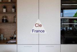 Set Club - Duplex - Terrasse - Box Ferme - Place Privative - Cave - 750 000 A