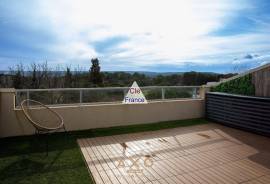 Set Club - Duplex - Terrasse - Box Ferme - Place Privative - Cave - 750 000 A