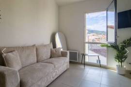 Apartment with Terrace by the Coast Apartment with Terrace by the Coast