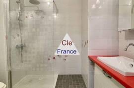 Duplex Apartment with Lovely View from Balcony