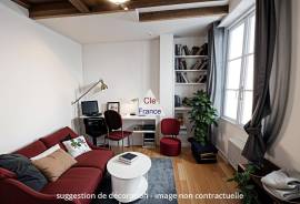 Marais : Charmant Deux Pieces En Duplex