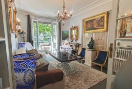 Trois Pieces - 61 Ma