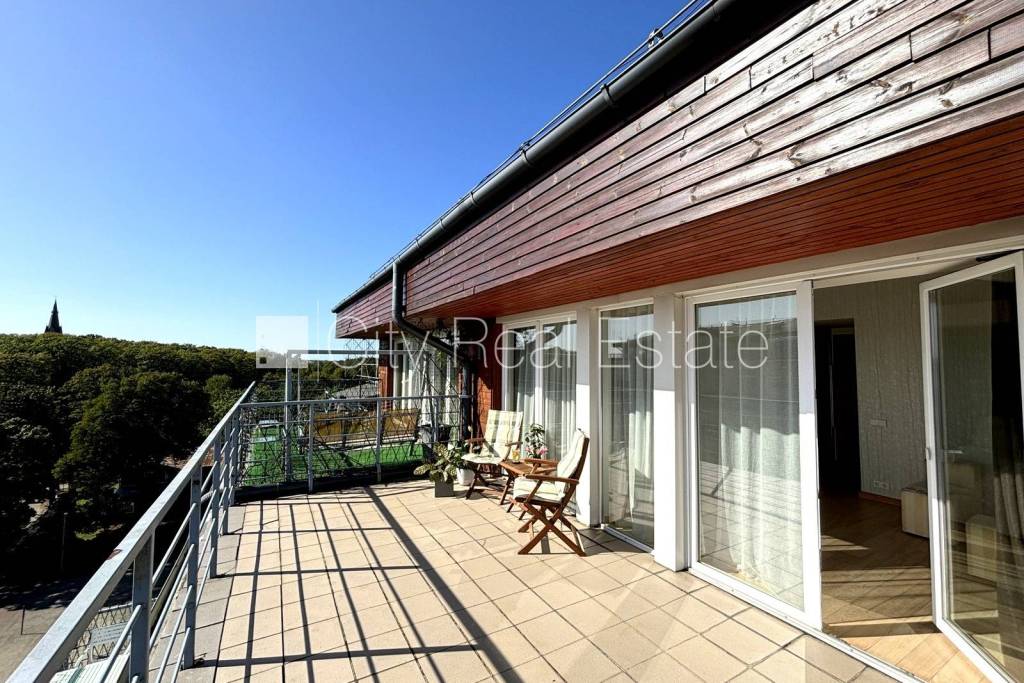 Apartment for rent in Riga, 178.10m2