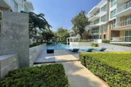 High End Beachfront Large One Bedroom Condo - Khao Tao High End Beachfront Large One Bedroom Condo - Khao Tao