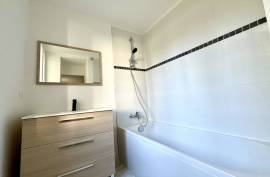 7 room, 230m2 Townhouse for sale in Roujan - 259 000 € * 7 room, 230m2 Townhouse for sale in Roujan - 259 000 € *