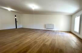 7 room, 230m2 Townhouse for sale in Roujan - 259 000 € * 7 room, 230m2 Townhouse for sale in Roujan - 259 000 € *