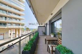 Apartment for sale with sea views on the seafront promenade of Badalona