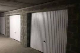 A VENDRE : BOX 13m2 - FREJUS - LE LAGON BLEU