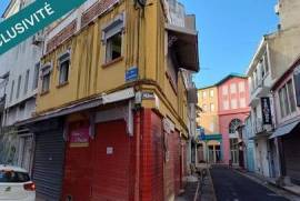 immeuble mixte local + T2