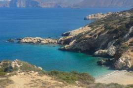 First-line-on-the-sea building plots on the beach