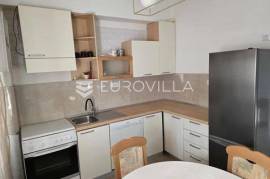 Pehlin, Rijeka – Newly Renovated One-Bedroom Apartment with Terrace for Rent