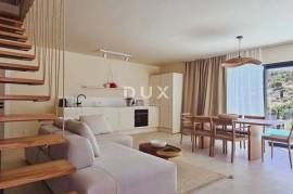 DUGI OTOK, ŽMAN - newly built TWO VILLAS with swimming pool 150m from the sea