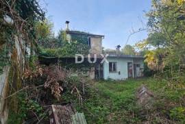 OPATIJA, MIHOTIĆI - Antique house with project, building permit and view